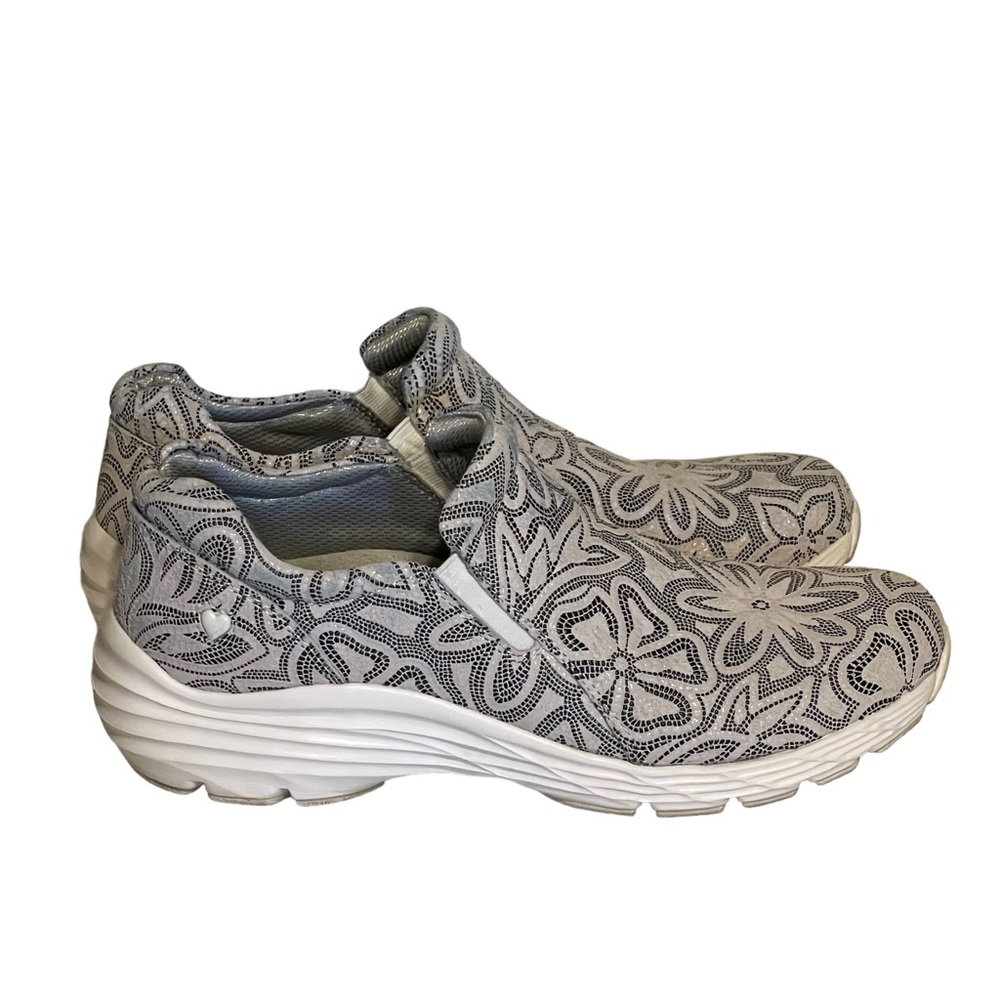 Nurse Mates Align Women’s Dorian Comfortable Leather Textured Floral Size 9.5